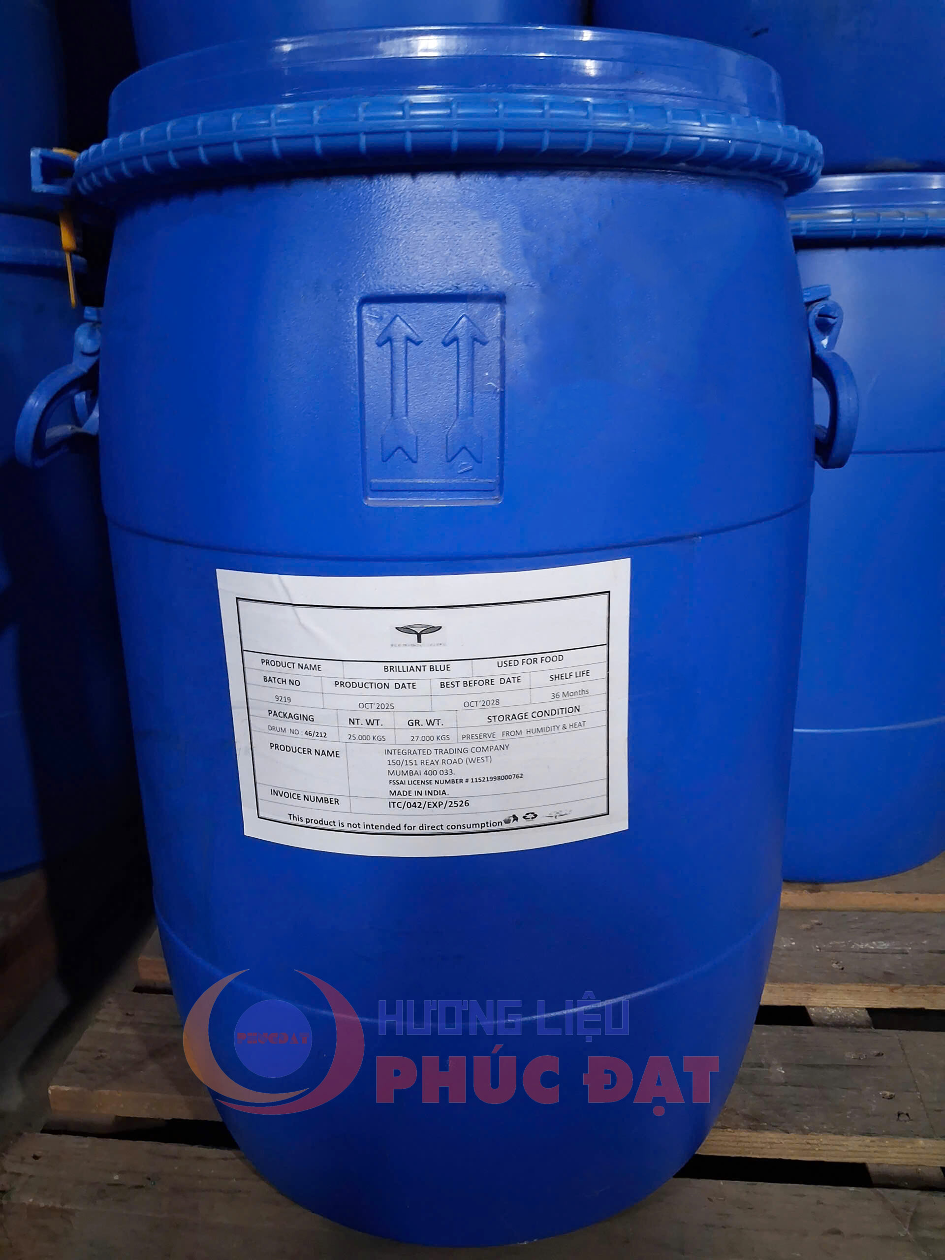 BRILLIANT BLUE – MÀU XANH DƯƠNG